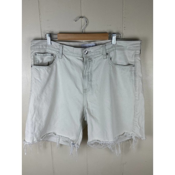 Calvin Klein Shorts Mens 36 Cut Offs Jean‎ Shorts - Picture 4 of 9